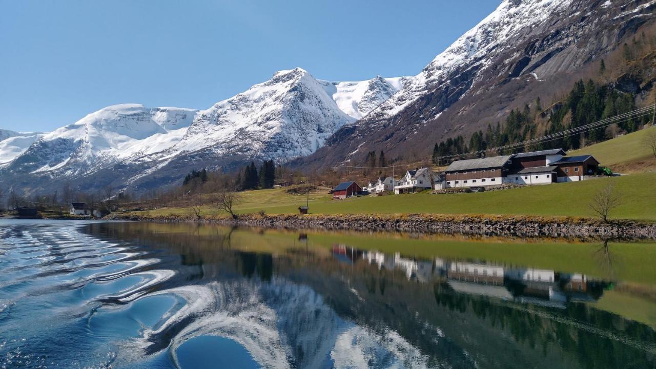 Oldevatn Camping Hotel Olden Buitenkant foto